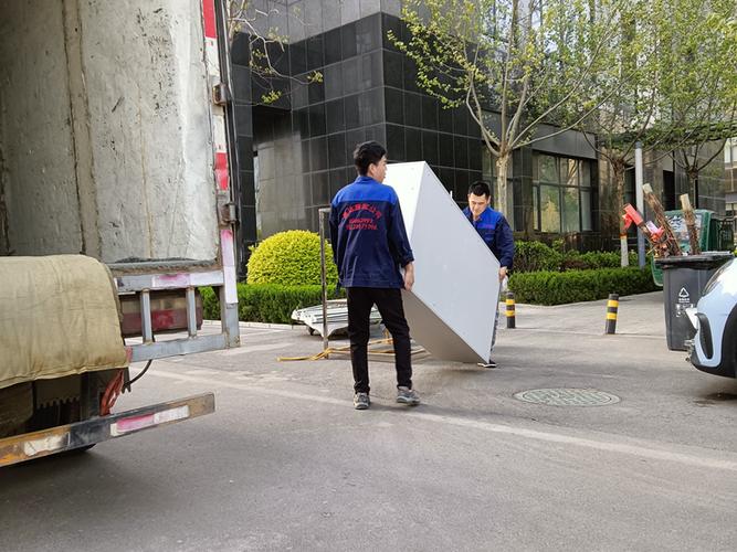 亮达搬倒装卸服务部 专业搬倒服务，让搬运更高效、更安全